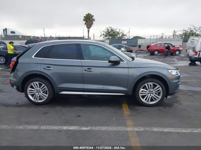 WA1BNAFY0J2017409 Audi Q5 2.0t Premium/2.0t Tech Premium