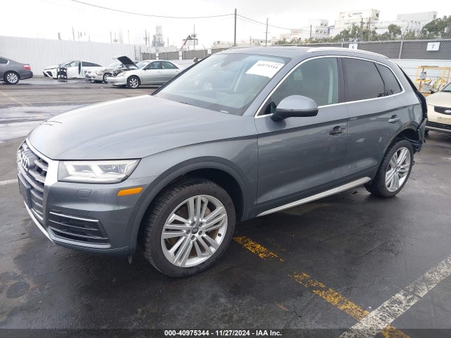 WA1BNAFY0J2017409 Audi Q5 2.0t Premium/2.0t Tech Premium