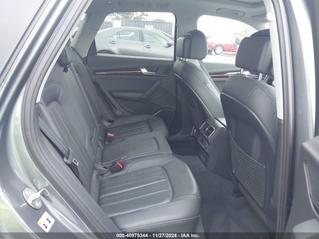 WA1BNAFY0J2017409 Audi Q5 2.0t Premium/2.0t Tech Premium