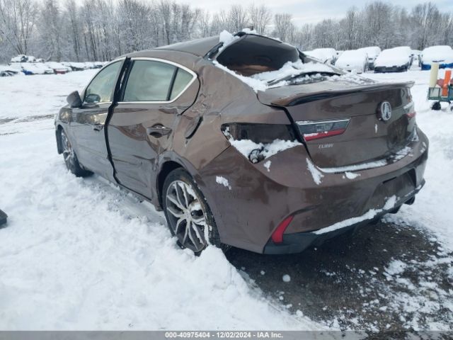 19UDE2F73KA008935 Acura Ilx Premium Package/technology Package