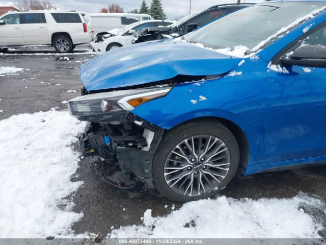 3KPF54AD5PE661433 KIA Forte Gt-line