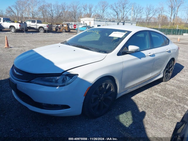 1C3CCCBB3FN564777 Chrysler 200 S