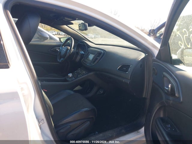1C3CCCBB3FN564777 Chrysler 200 S