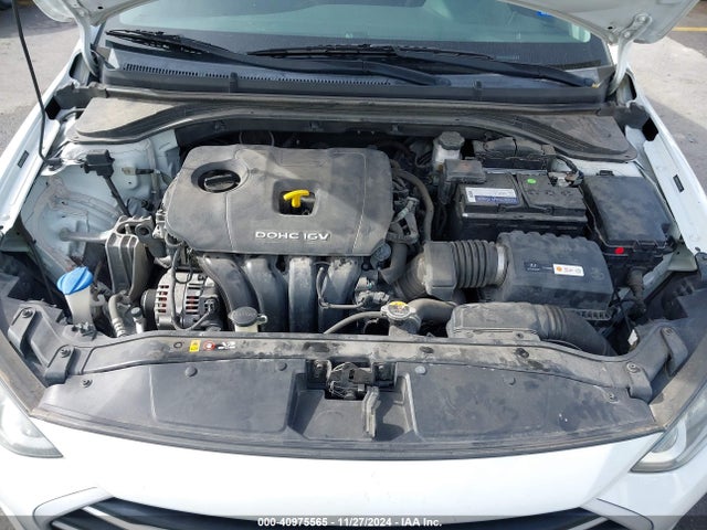 Hyundai ELANTRA SEL 2018 5NPD84LF9JH323548 Image 10