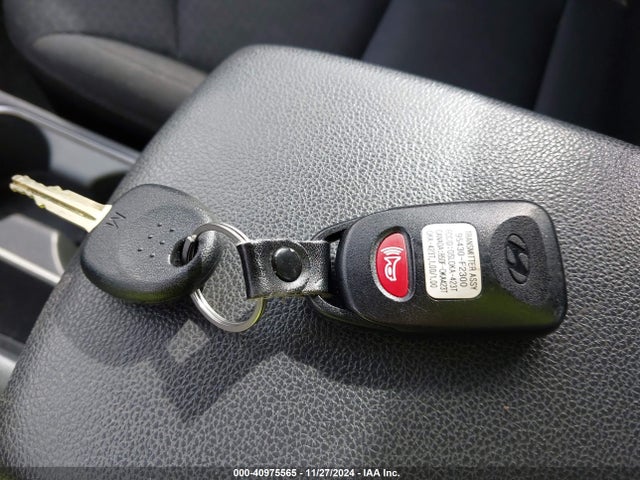 Hyundai ELANTRA SEL 2018 5NPD84LF9JH323548 Image 11