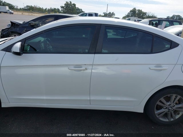 Hyundai ELANTRA SEL 2018 5NPD84LF9JH323548 Image 14
