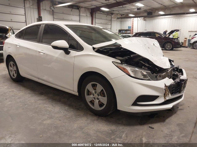 Chevrolet Cruze Ls Auto 2018 1G1BC5SM8J7197143 Image 1