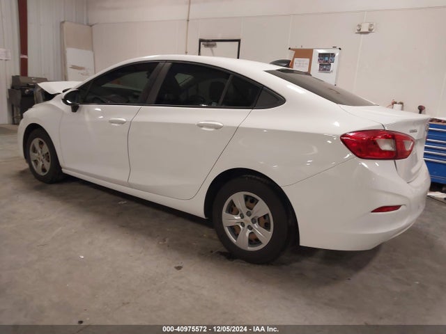 Chevrolet Cruze Ls Auto 2018 1G1BC5SM8J7197143 Image 3