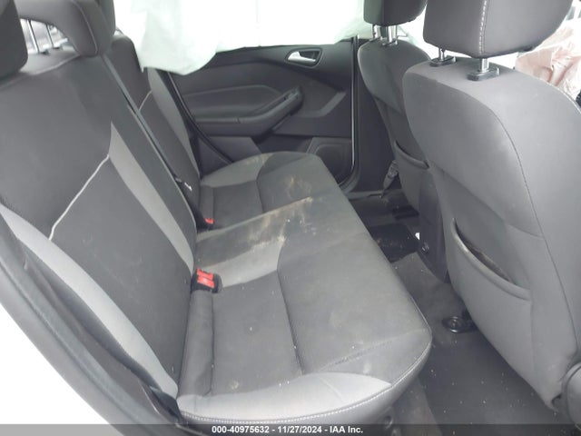 1FADP3F27EL298176 Ford FOCUS SE