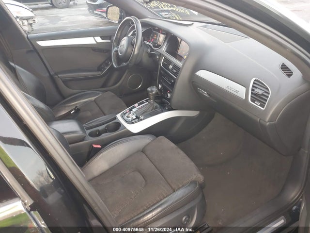 2013 AUDI A4 WAUKFAFL9DN015049 Photo 4