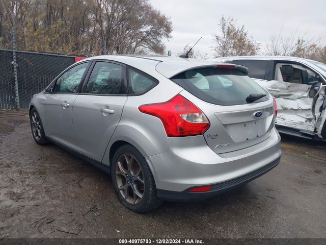 Ford FOCUS SE 2014 1FADP3K26EL168928 Image 3