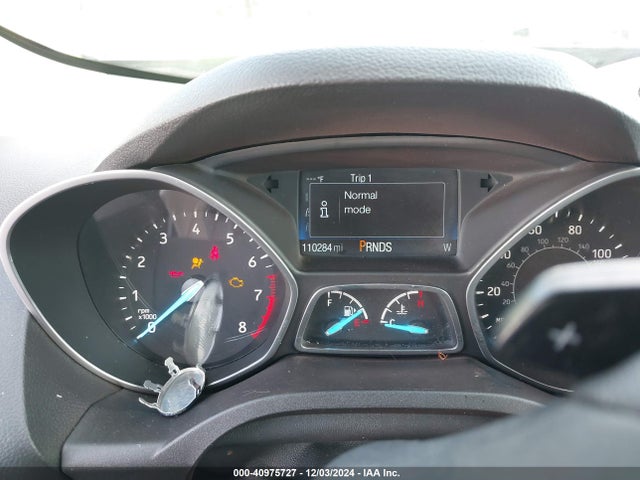 Ford ESCAPE SE 2017 1FMCU0GD1HUF08536 Image 16