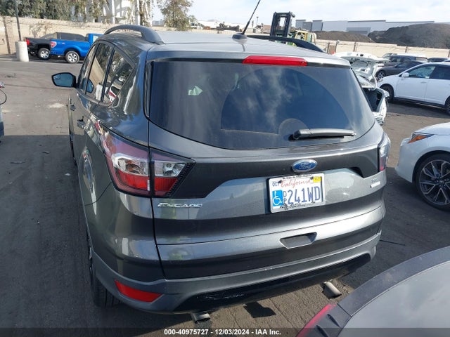 Ford ESCAPE SE 2017 1FMCU0GD1HUF08536 Image 17
