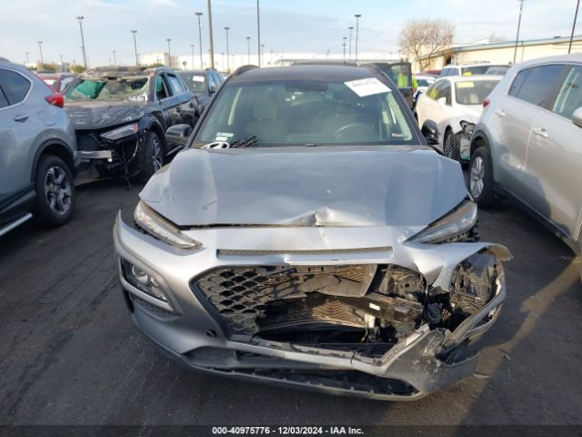 KM8K22AA1JU135516 Hyundai Kona Sel