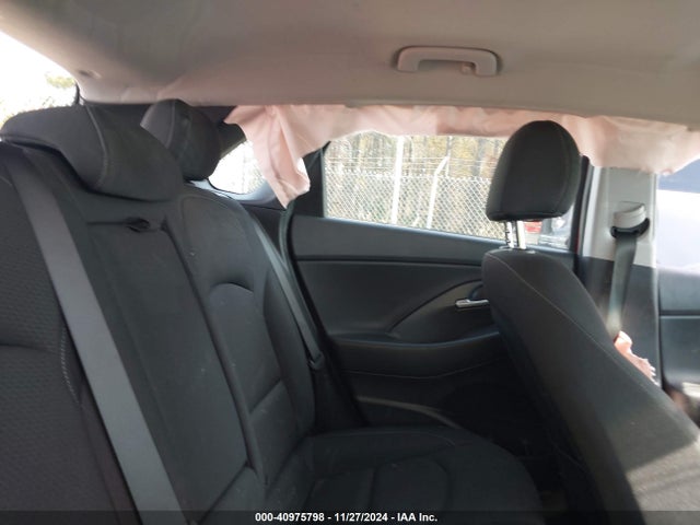 Hyundai ELANTRA GT 2018 KMHH35LE1JU063323 Image 8
