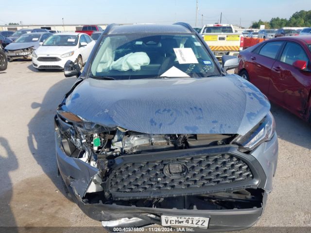 7MUCAAAG1PV060555 Toyota Corolla Cross Le