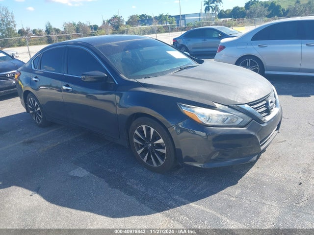 Nissan Altima 2.5 Sv 2018 1N4AL3AP7JC263133 Image 1