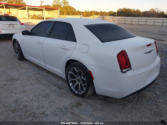 2C3CCABG6FH921569 Chrysler 300 300s