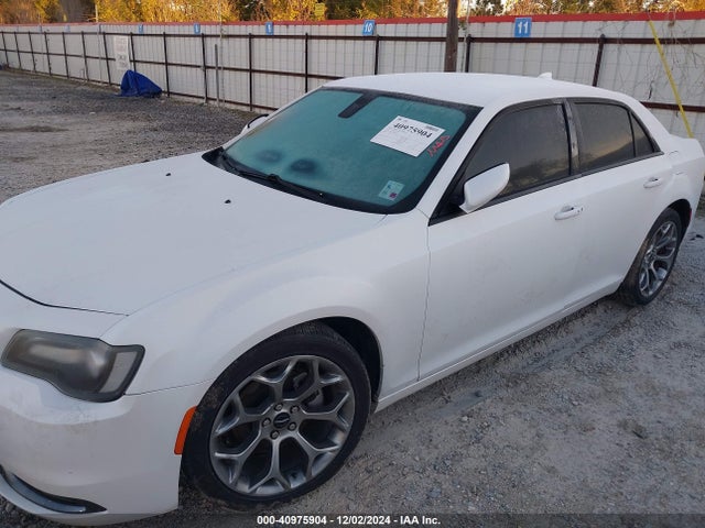 2C3CCABG6FH921569 Chrysler 300 300s