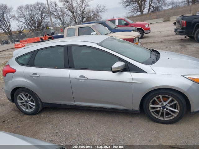 Ford FOCUS SE 2017 1FADP3K23HL286231 Image 13
