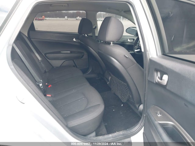 KIA Optima Lx 2019 5XXGT4L39KG341935 Image 8