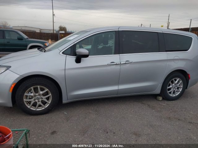 2C4RC1CG9PR596903 Chrysler Voyager Lx