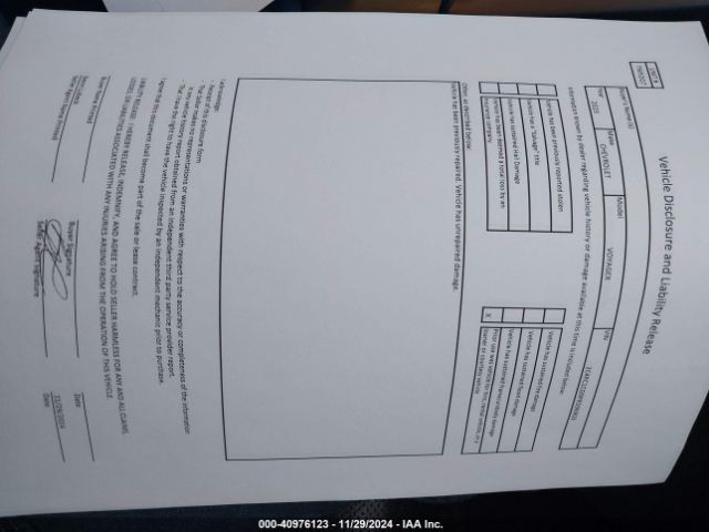 2C4RC1CG9PR596903 Chrysler Voyager Lx