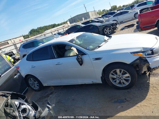 KIA Optima Lx 2016 KNAGT4L39G5098328 Image 13