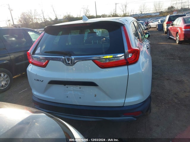 Honda CR-V LX 2018 2HKRW5H30JH419763 Image 16