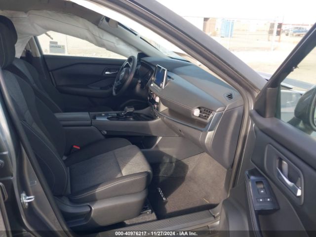 5N1BT3BA3RC739958 Nissan Rogue Sv Fwd