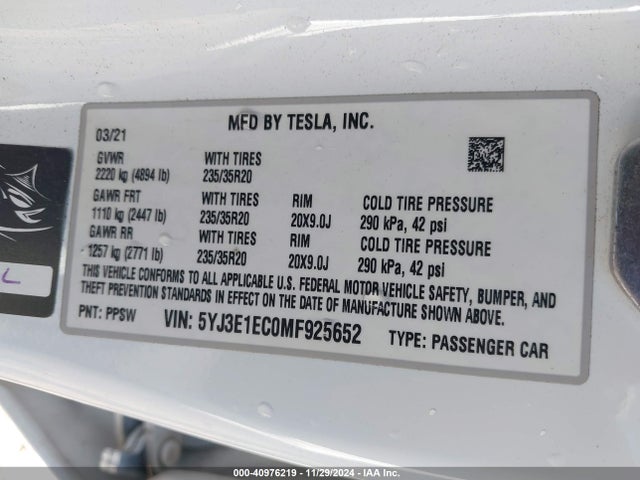 2021 TESLA MODEL 3 5YJ3E1EC0MF925652 Photo 8