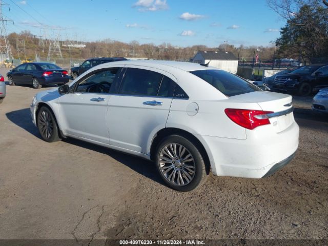 2012 CHRYSLER 200 1C3CCBCB5CN263738 Photo 2