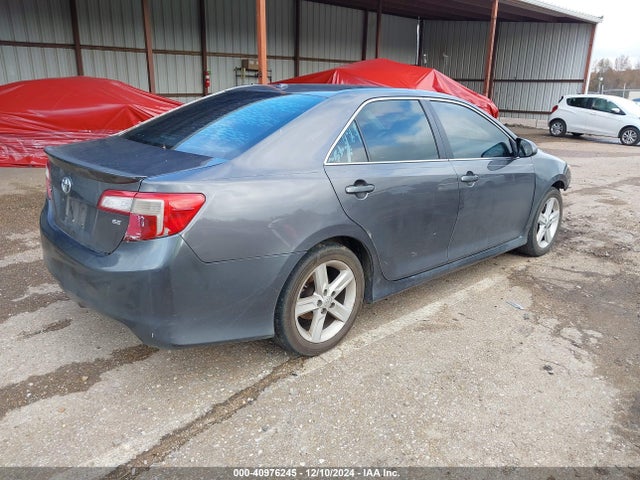 4T1BF1FK1EU872205 Toyota CAMRY SE