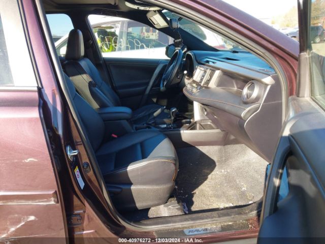 2T3JFREV9GW501664 Toyota RAV4 SE