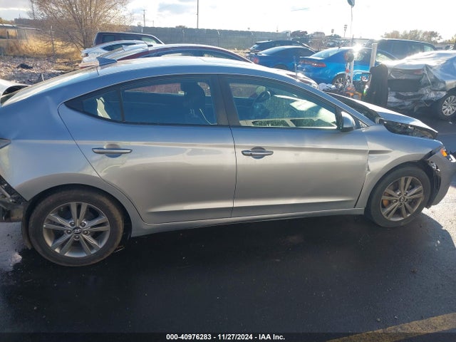 Hyundai Elantra Value Edition 2017 5NPD84LF0HH170469 Image 13