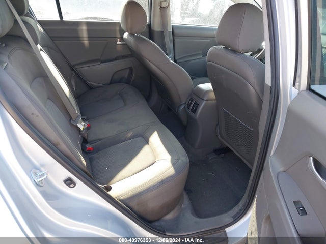 KNDPB3AC2F7760210 KIA Sportage Lx