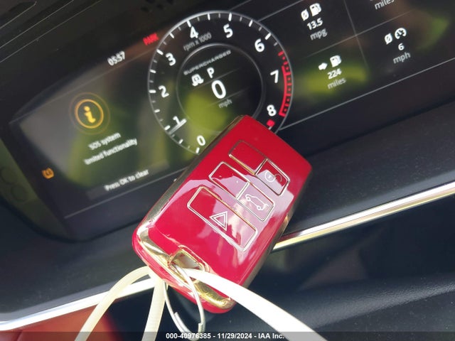 Land Rover aj133 s/c 2018 SALWR2REXJA800383 Image 11