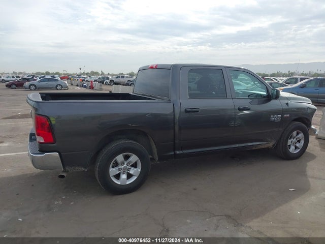 3C6RR6KT2NG198999 RAM 1500 Classic Tradesman  4x2 5'7 Box