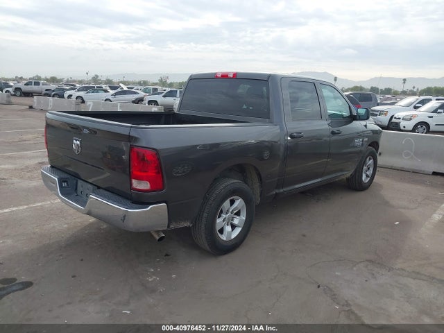 3C6RR6KT2NG198999 RAM 1500 Classic Tradesman  4x2 5'7 Box