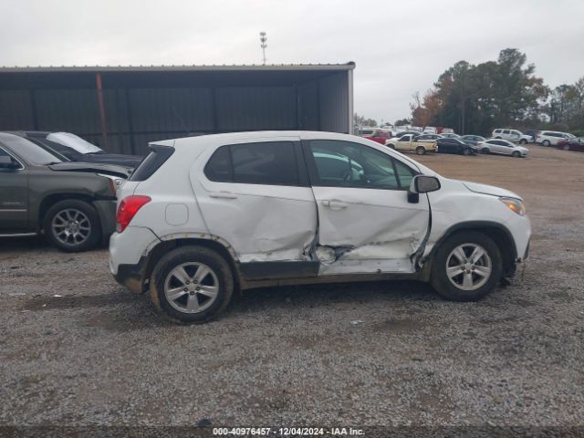 KL7CJKSBXLB061382 Chevrolet Trax Fwd Ls