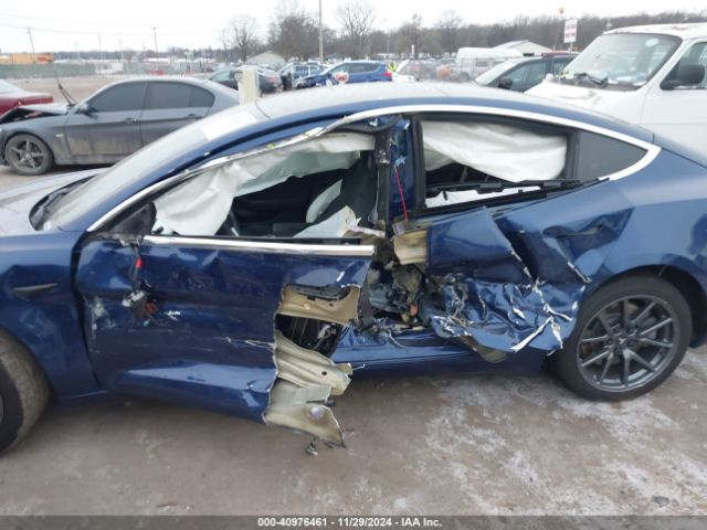 2019 TESLA MODEL 3 5YJ3E1EB0KF364972 Photo 5