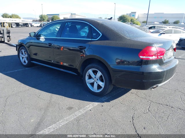 1VWBP7A30EC011539 Volkswagen Passat 2.5l Se