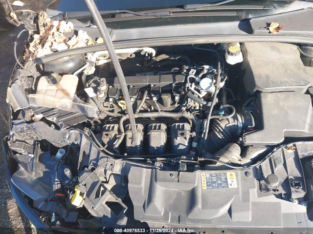 Ford FOCUS SE 2018 1FADP3K23JL307973 Image 10