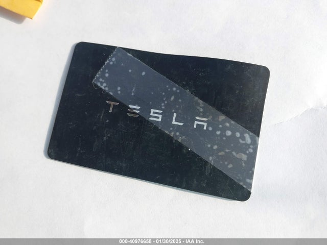 2021 TESLA MODEL Y 5YJYGAEE5MF150573 Photo 10