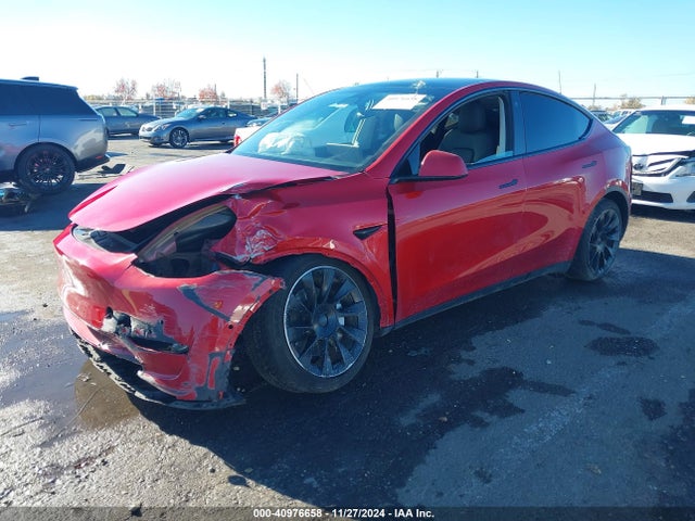 2021 TESLA MODEL Y 5YJYGAEE5MF150573 Photo 1