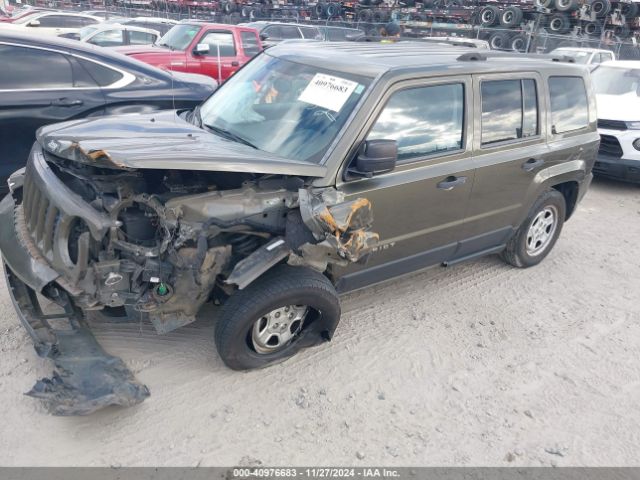 1C4NJPBA3GD589193 Jeep Patriot Sport