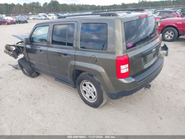 1C4NJPBA3GD589193 Jeep Patriot Sport