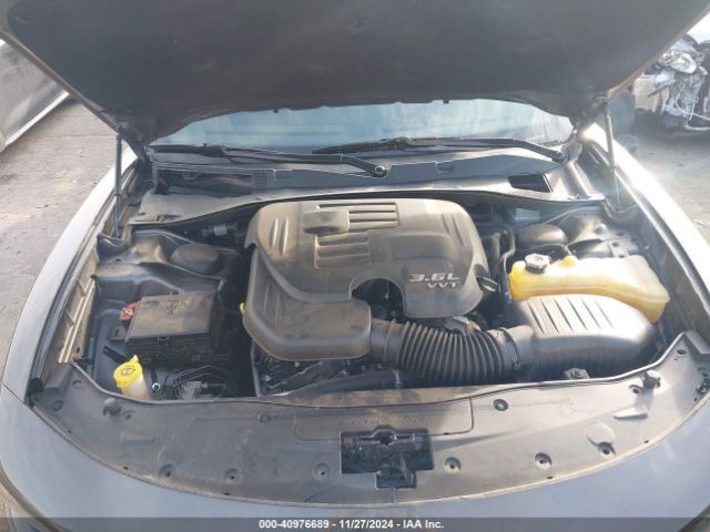 2C3CDXBG6JH239025 Dodge Charger Sxt Rwd