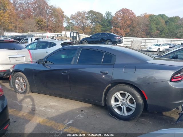2C3CDXBG6JH239025 Dodge Charger Sxt Rwd