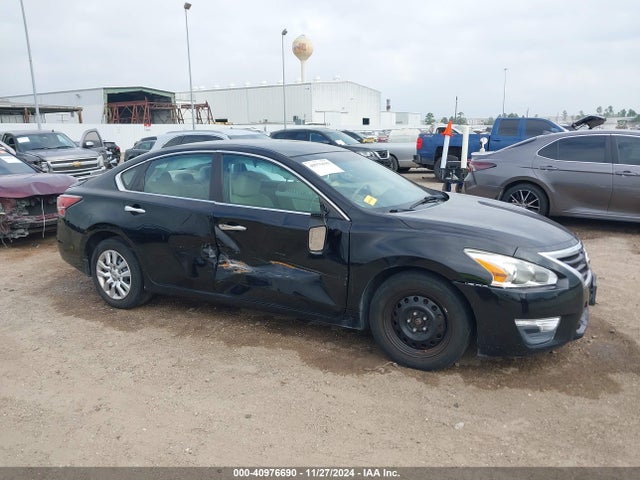 Nissan Altima 2.5 S 2015 1N4AL3APXFC156116 Image 13
